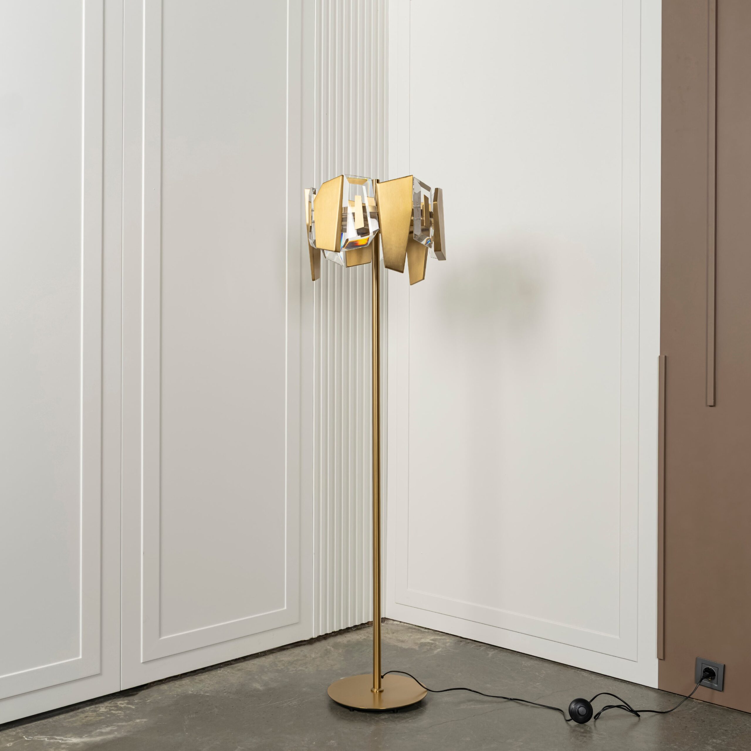 KAPALI_b470aae0-5033-4cf9-b1b1-bc1007882490.jpg Lucetta Kristal Eskitme Lambader - Görsel 1